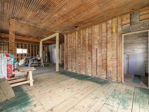81 East River Road Lincoln VT 05443
