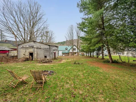 81 East River Road Lincoln VT 05443