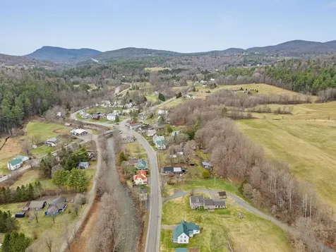 81 East River Road Lincoln VT 05443