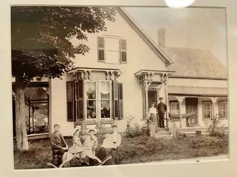 81 East River Road Lincoln VT 05443