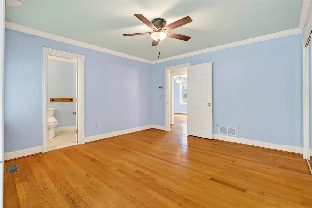 38 Paradise Lane Mount Holly VT 05758-9597