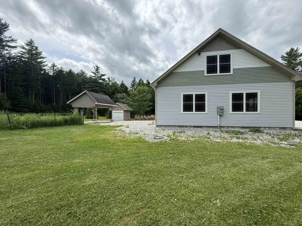 38 Paradise Lane Mount Holly VT 05758-9597