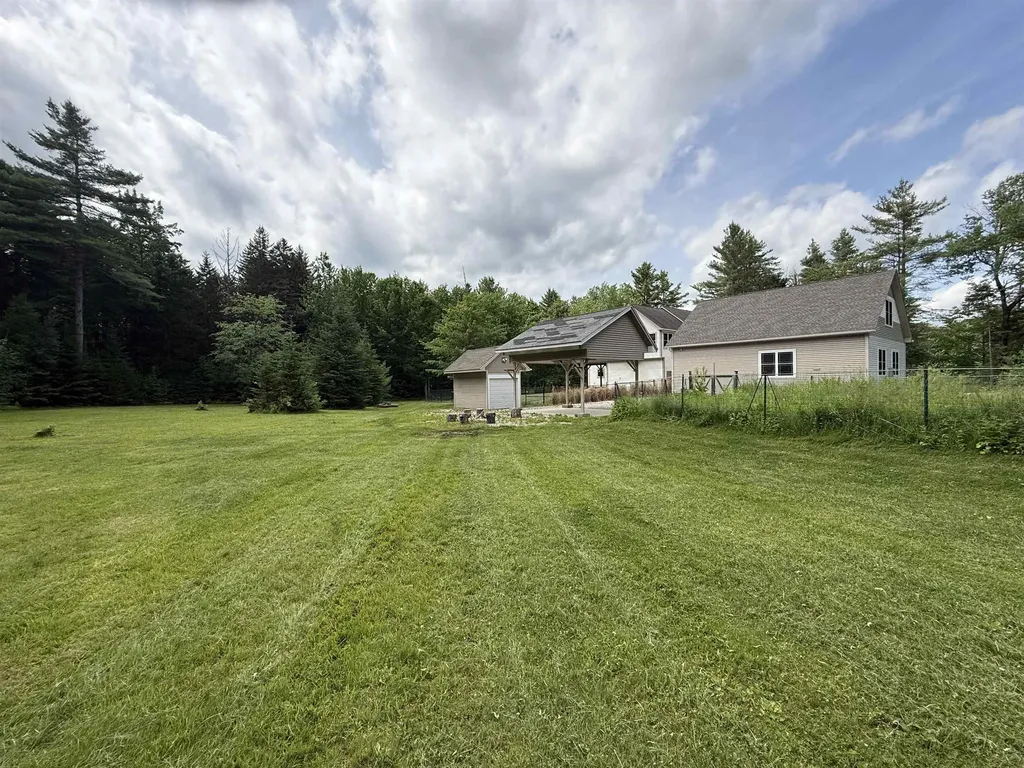 38 Paradise Lane Mount Holly VT 05758-9597