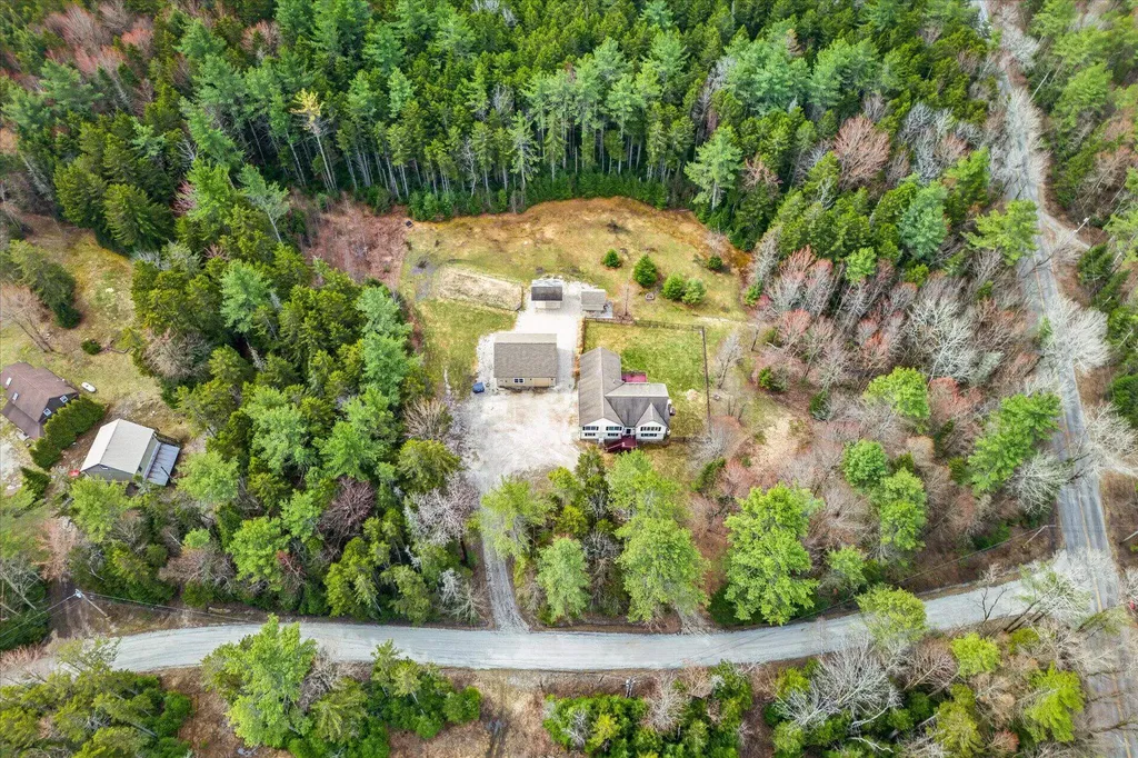 38 Paradise Lane Mount Holly VT 05758-9597