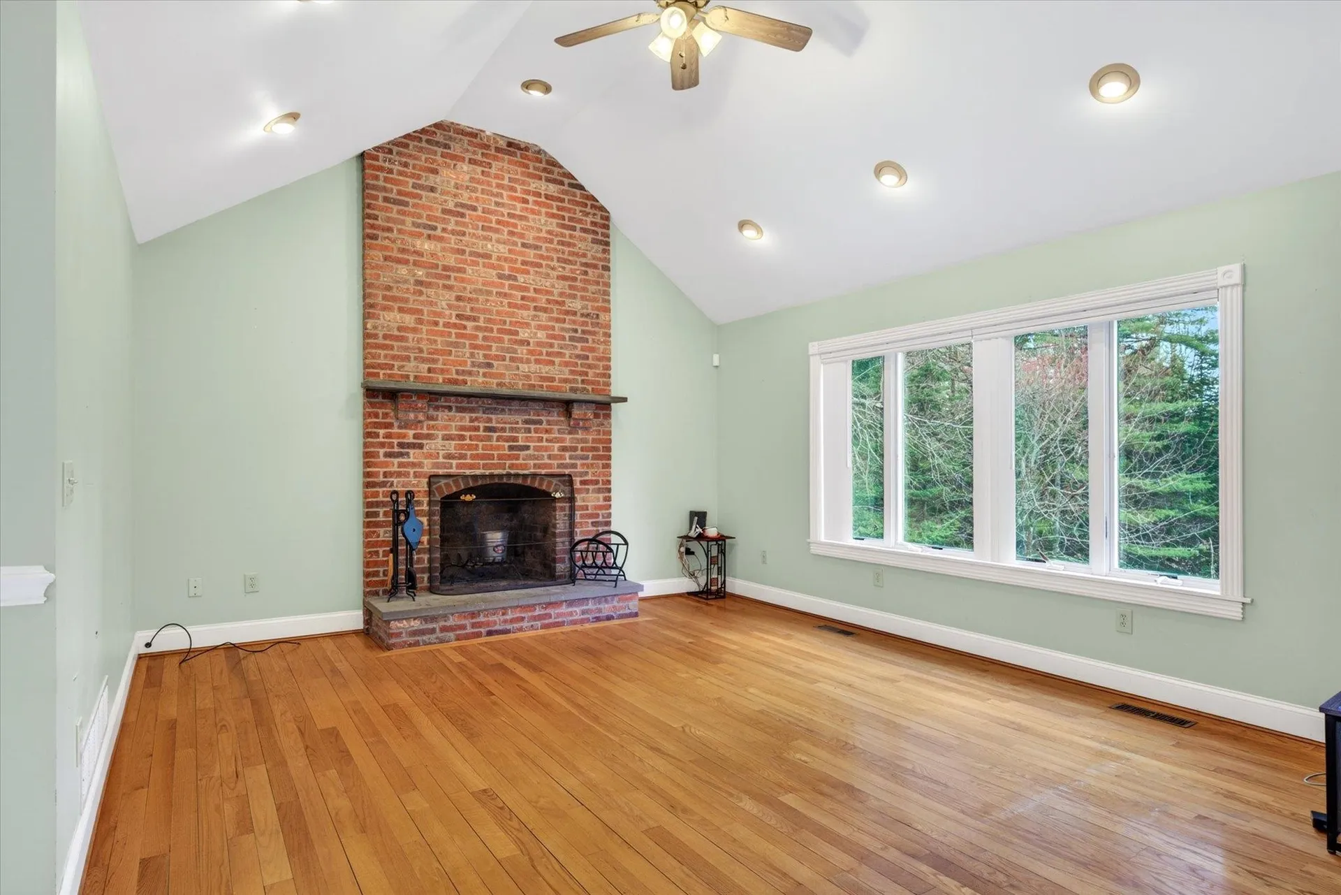 38 Paradise Lane Mount Holly VT 05758-9597