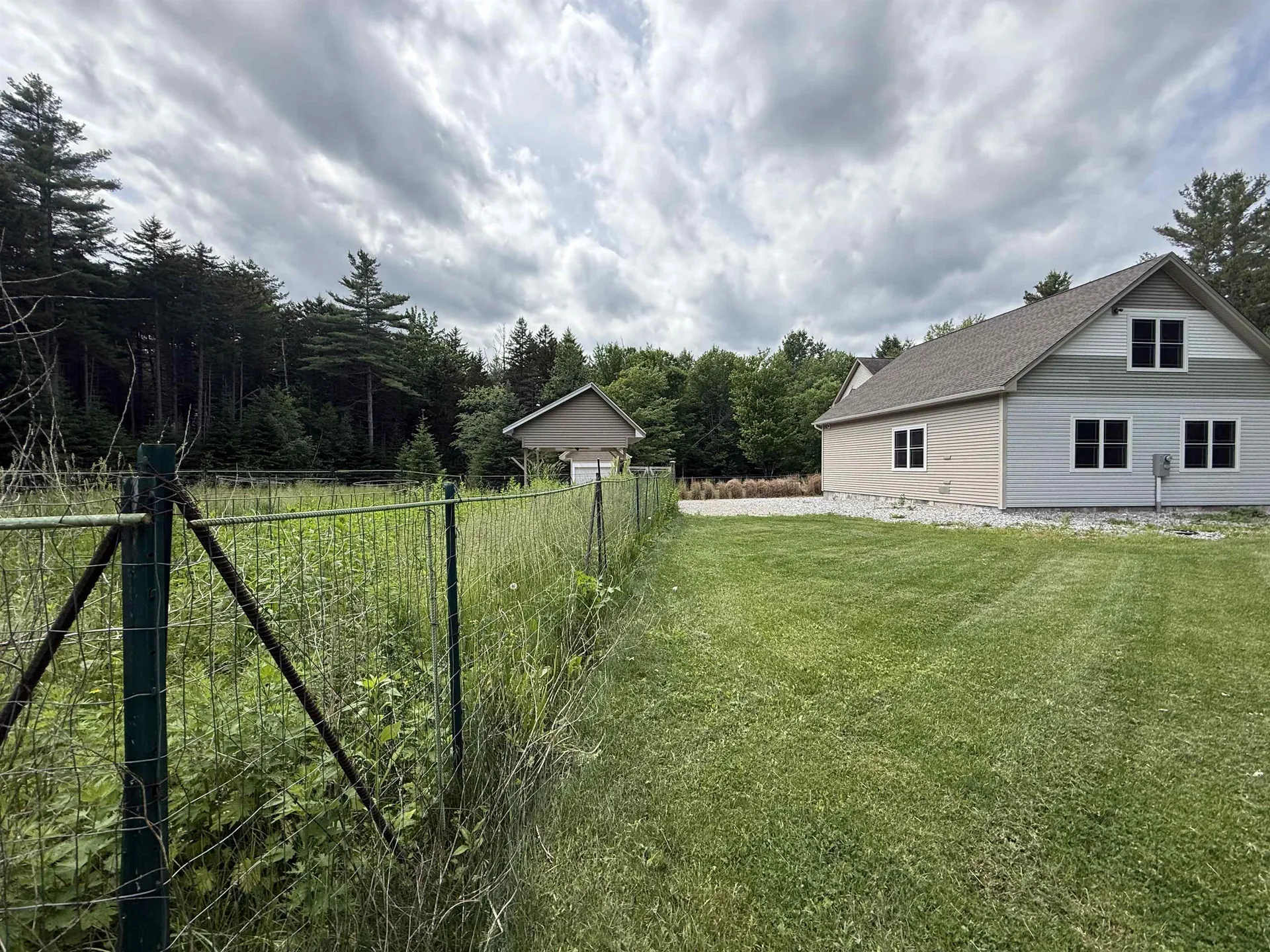 38 Paradise Lane Mount Holly VT 05758-9597