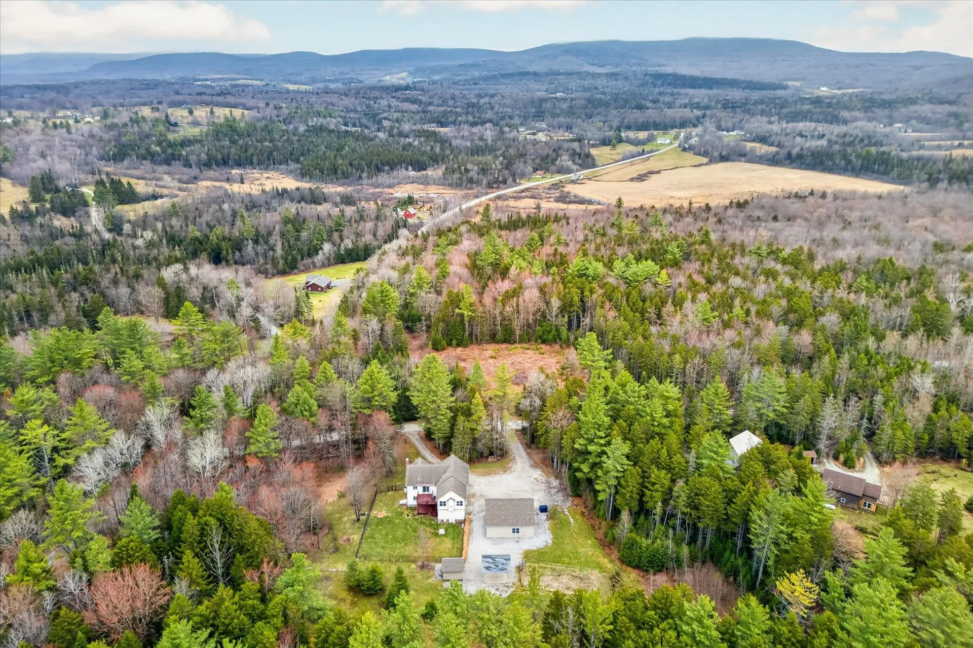 38 Paradise Lane Mount Holly VT 05758-9597