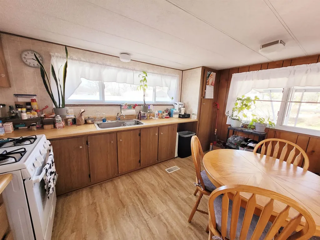7 Skyview Drive Nashua NH 03062