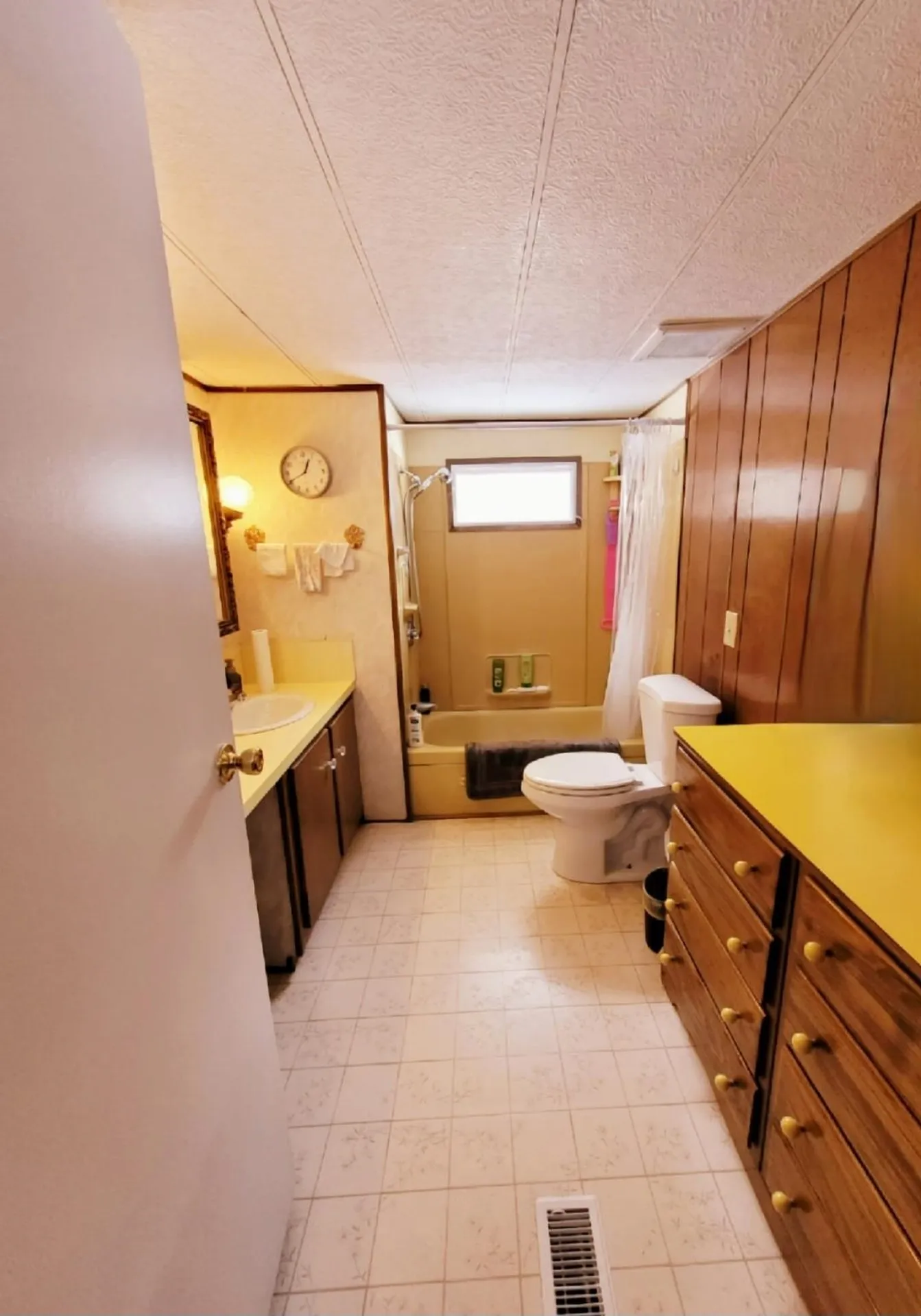 7 Skyview Drive Nashua NH 03062