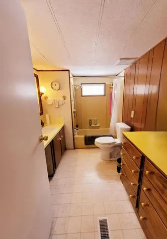 7 Skyview Drive Nashua NH 03062