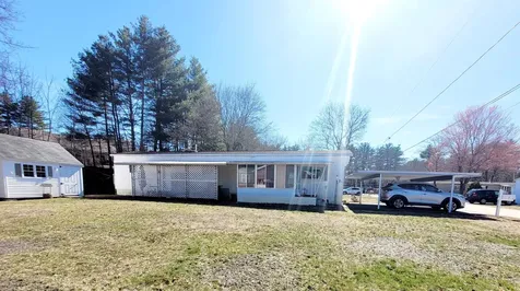 7 Skyview Drive Nashua NH 03062
