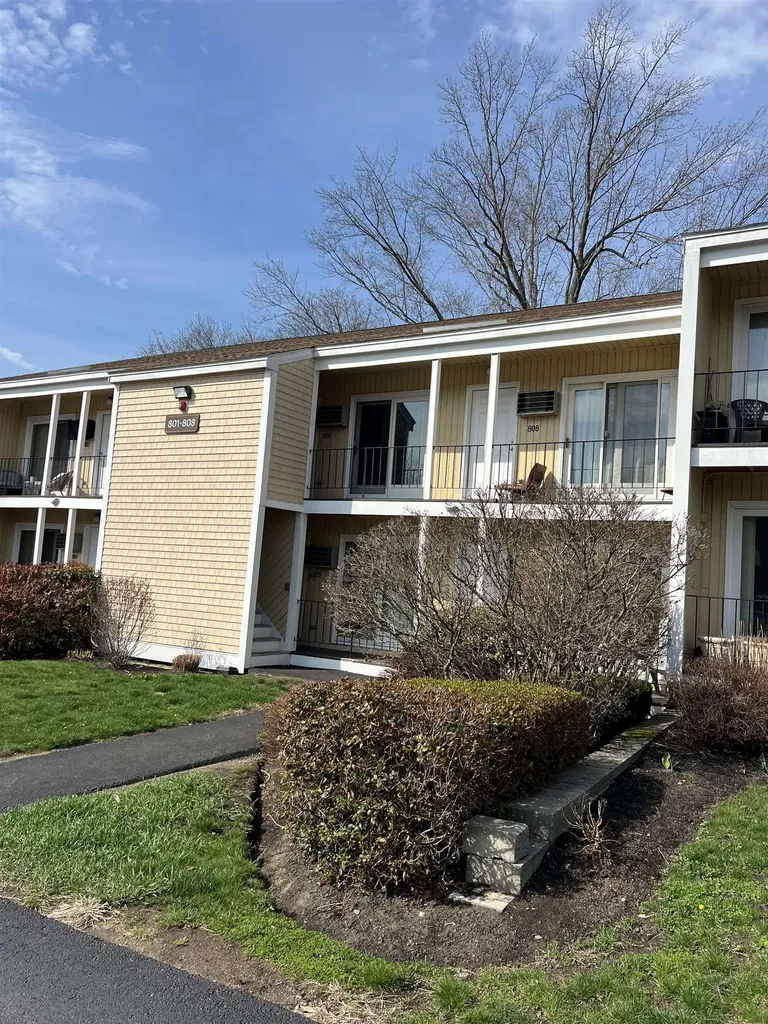 806 Cocheco Court Dover NH 03820