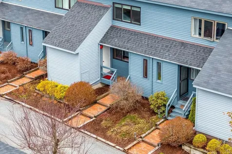 18 College Hill Road Hanover NH 03755