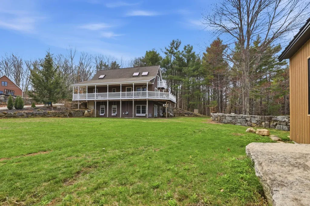 4 Overlook Road Northwood NH 03261