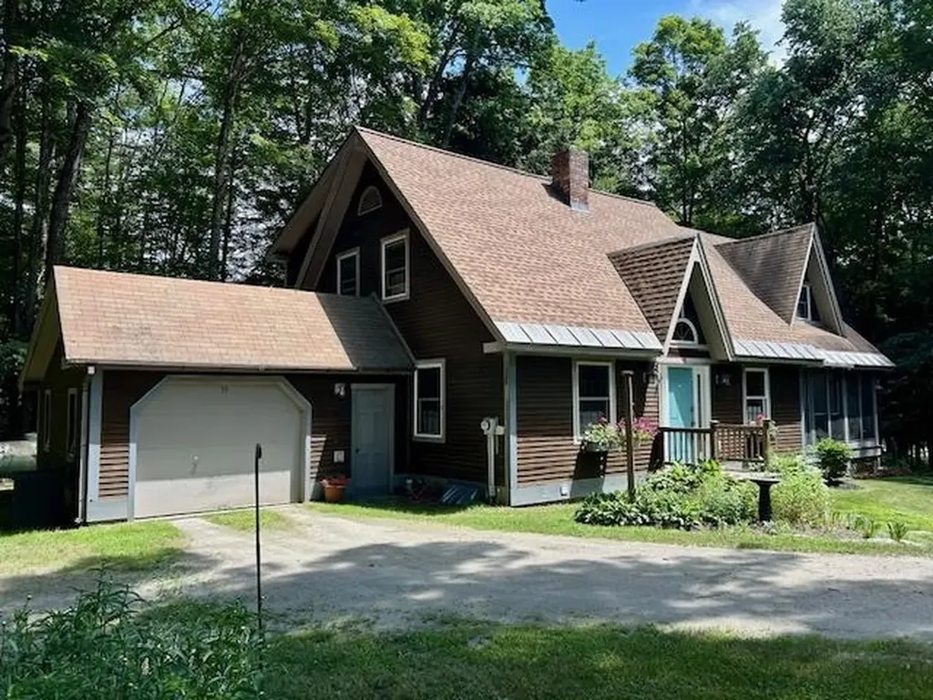 75 Ledgewood Drive Randolph VT 05060-0017