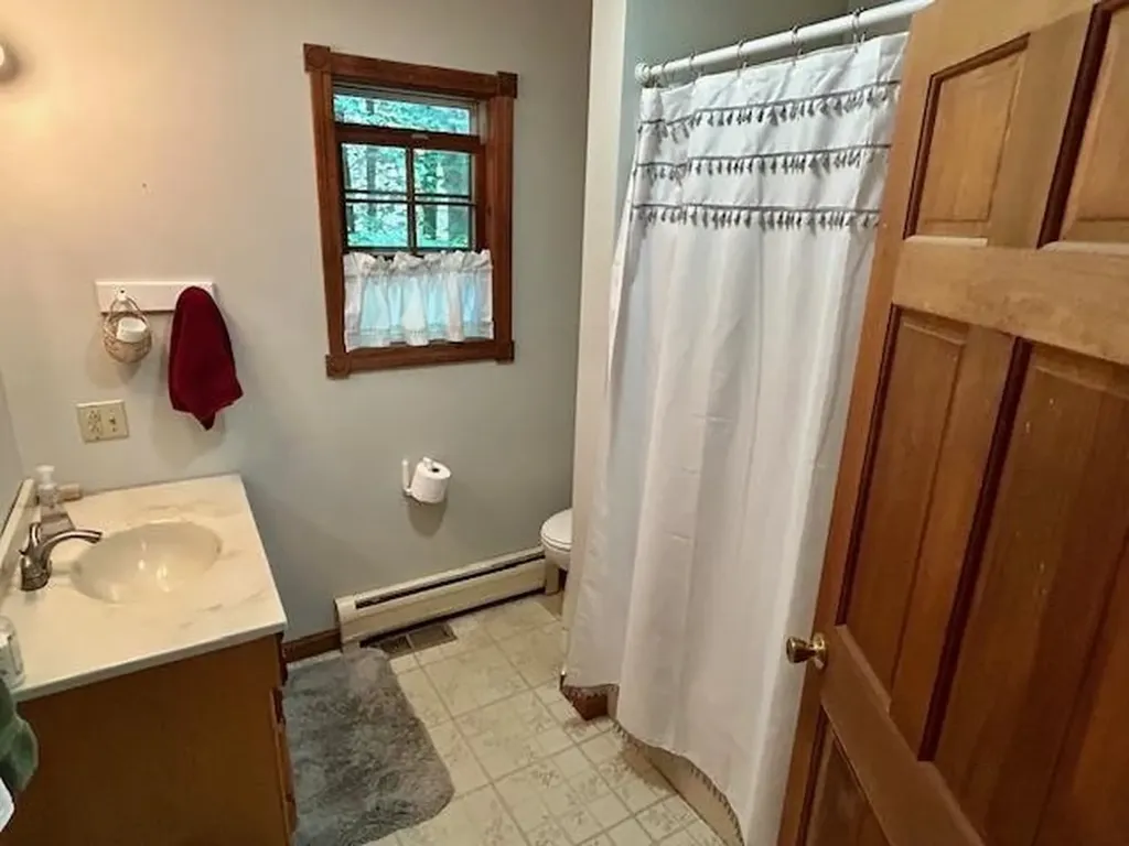 75 Ledgewood Drive Randolph VT 05060-0017