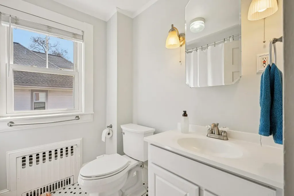 128 East Street Methuen MA 01844