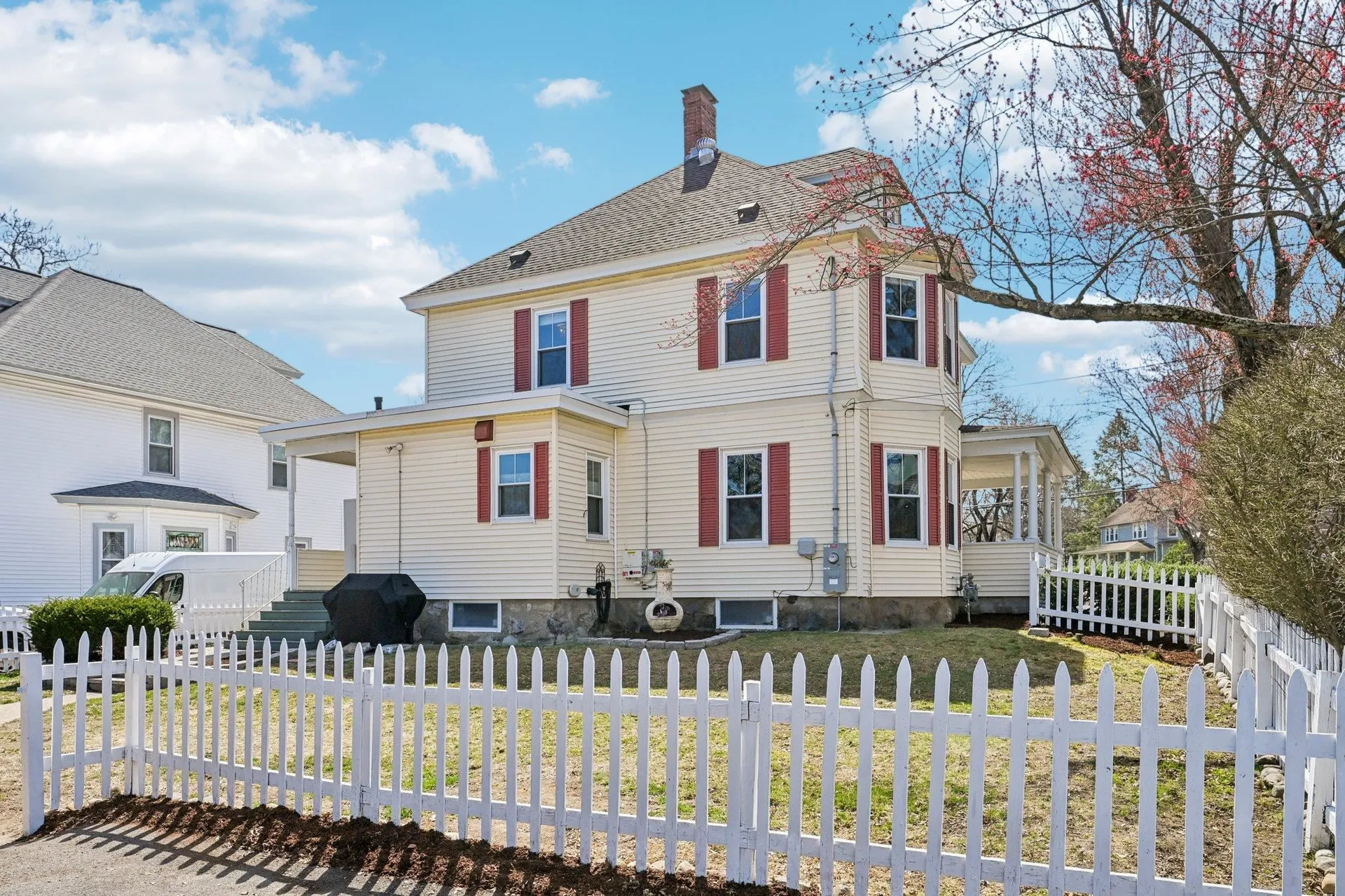 128 East Street Methuen MA 01844