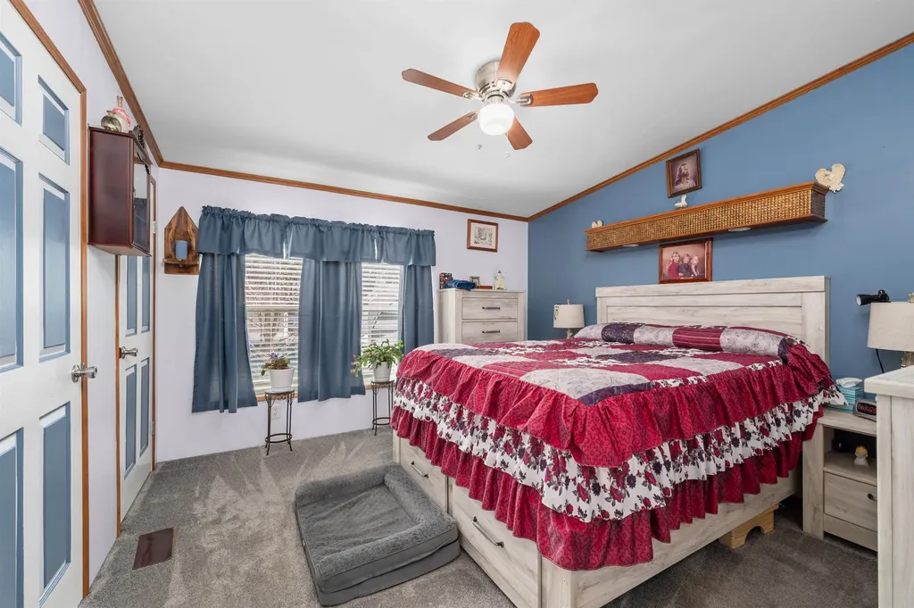 7 Lilac Lane Pittsfield NH 03263