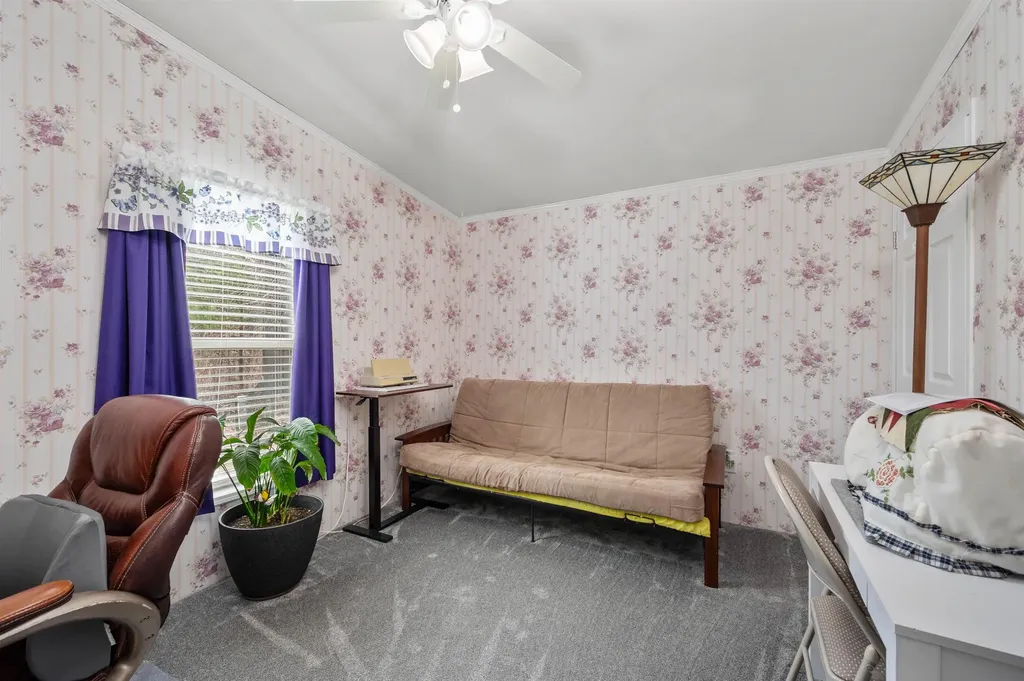 7 Lilac Lane Pittsfield NH 03263