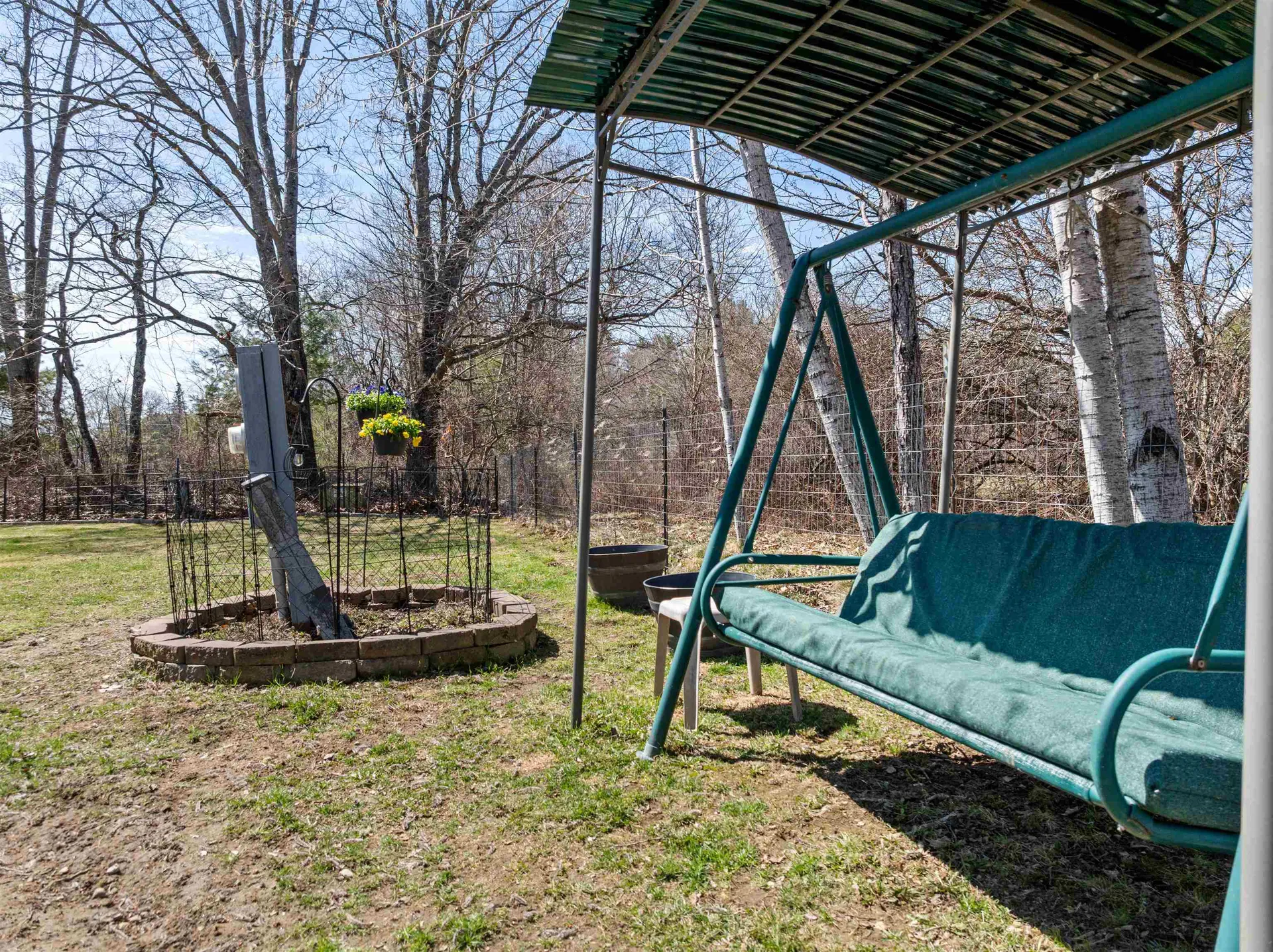 7 Lilac Lane Pittsfield NH 03263