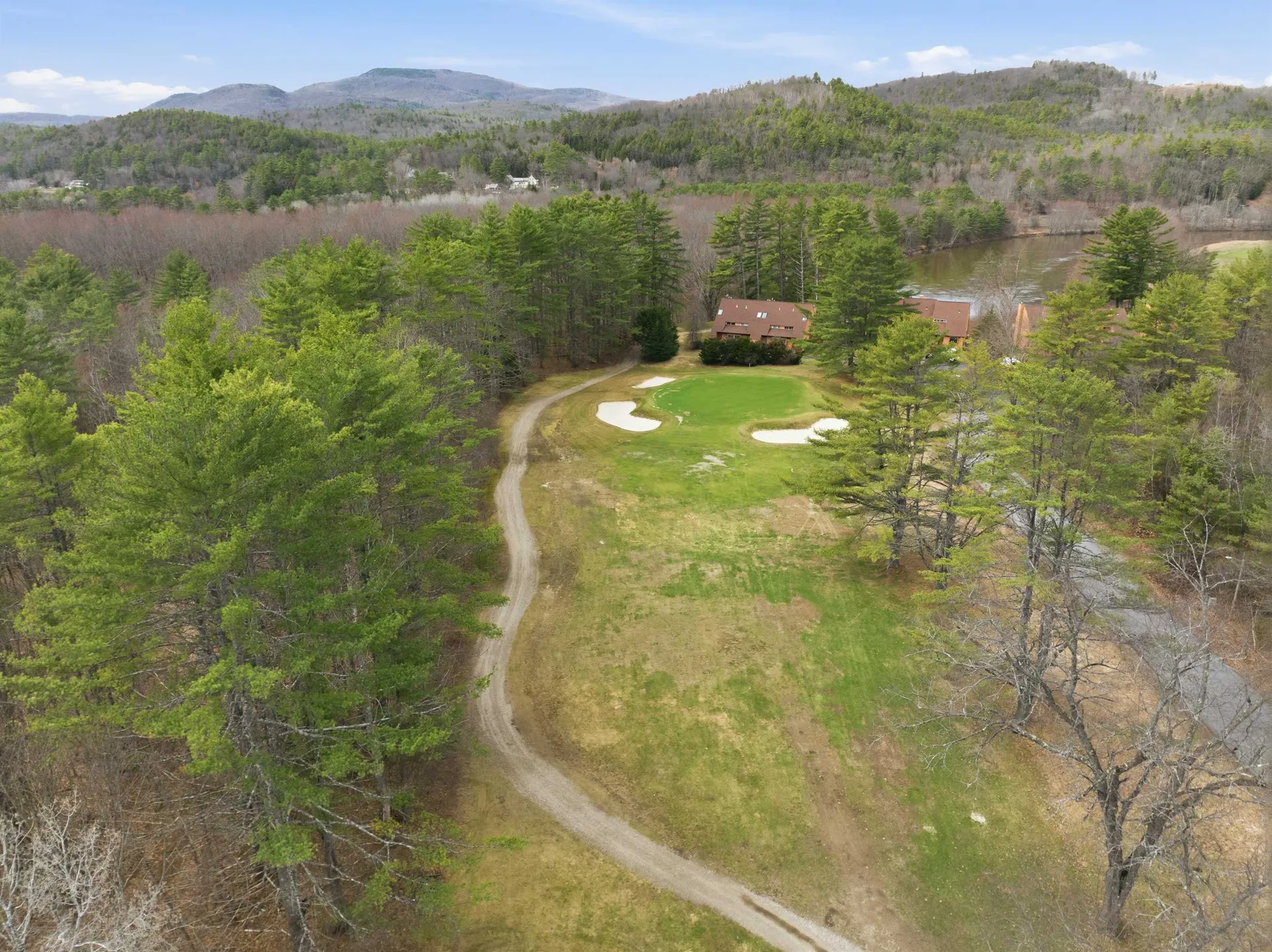 16 Fairway Drive Ashland NH 03217