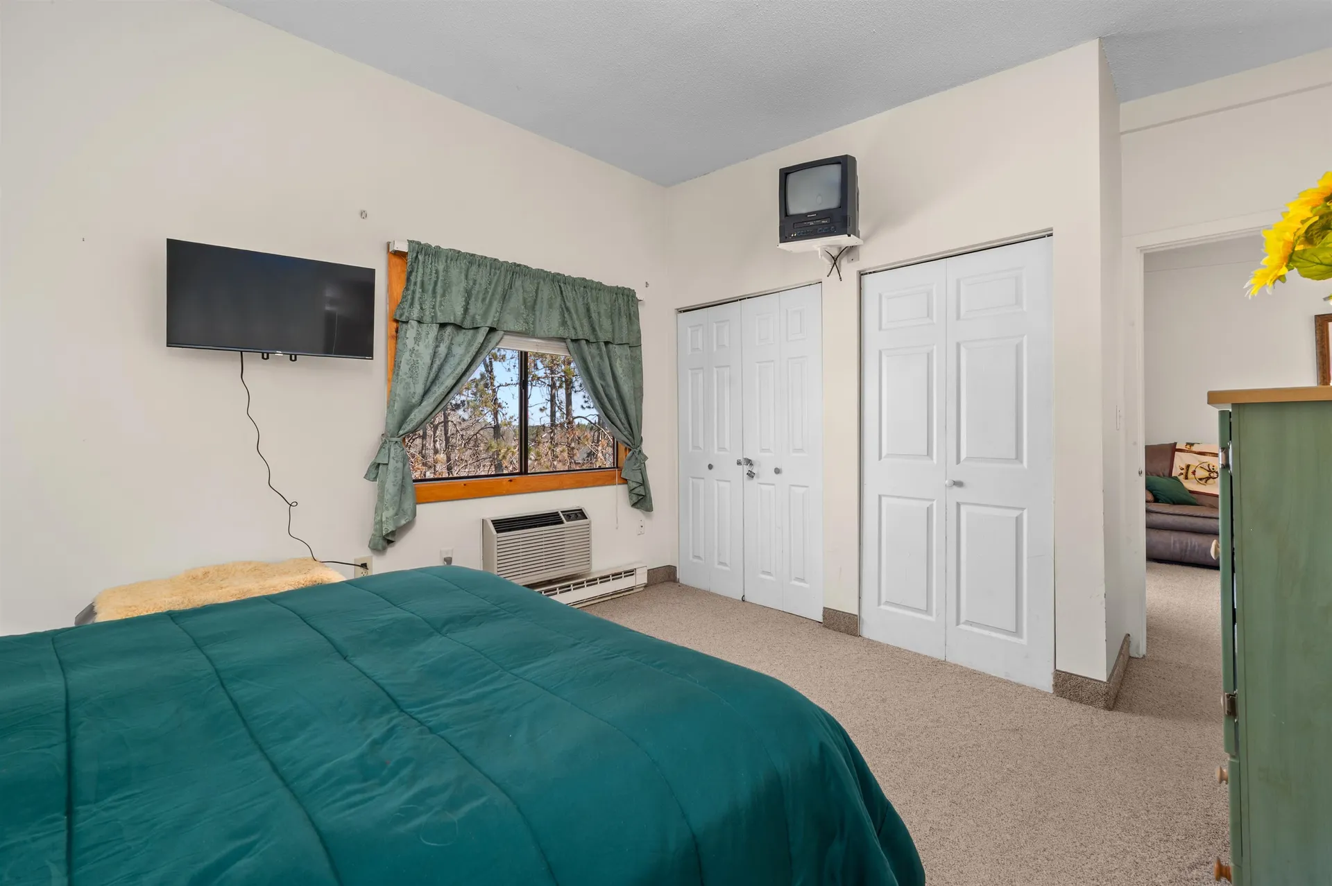 41 Treetop Circle Laconia NH 03246