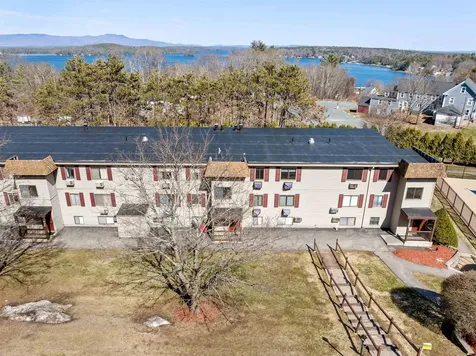 41 Treetop Circle Laconia NH 03246