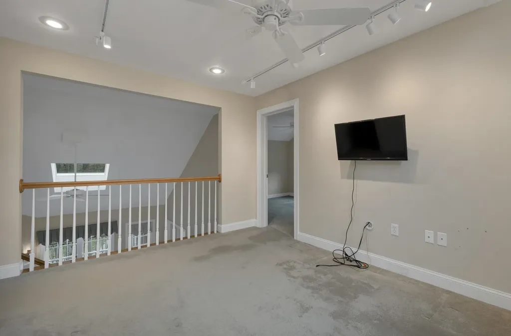 176 Hickory Stick Lane Laconia NH 03246
