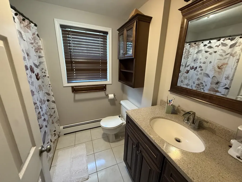 14 Garvin Road Derry NH 03038
