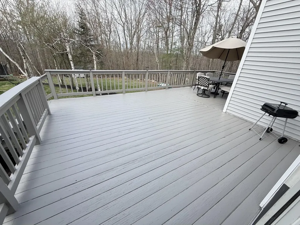 14 Garvin Road Derry NH 03038