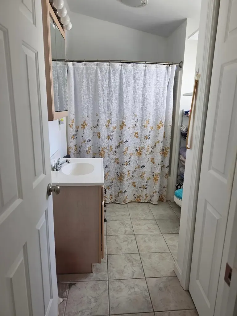 14 Garvin Road Derry NH 03038