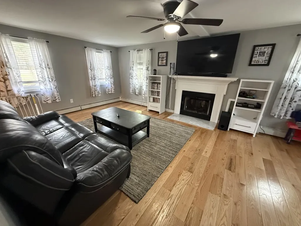 14 Garvin Road Derry NH 03038