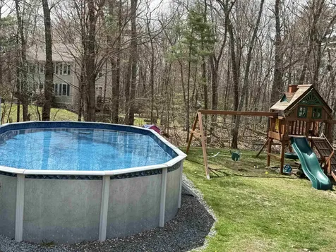 14 Garvin Road Derry NH 03038