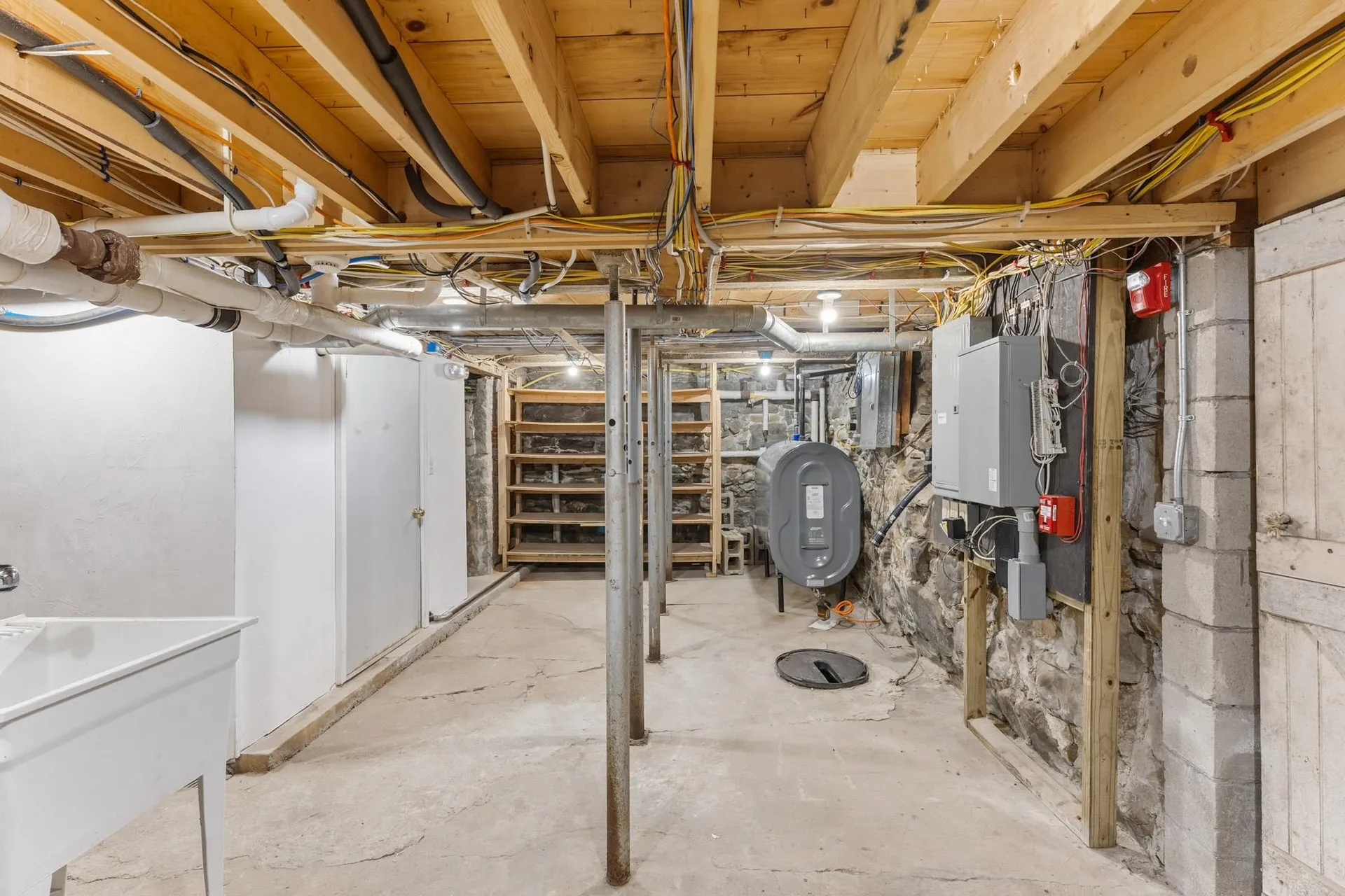 180 Main Street Kingston NH 03848