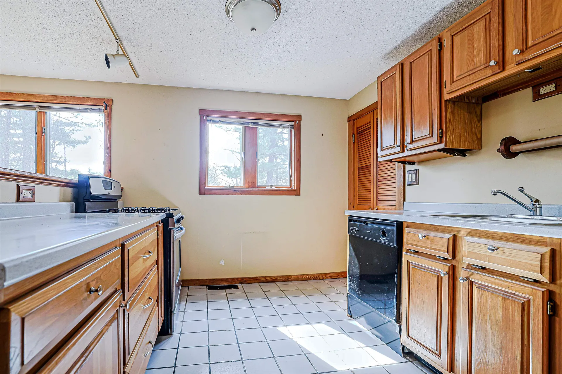 10 Westborn Drive Merrimack NH 03054