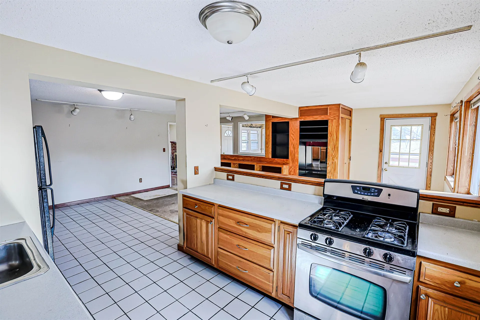 10 Westborn Drive Merrimack NH 03054