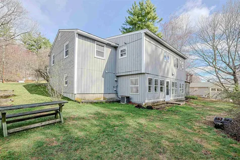 10 Westborn Drive Merrimack NH 03054