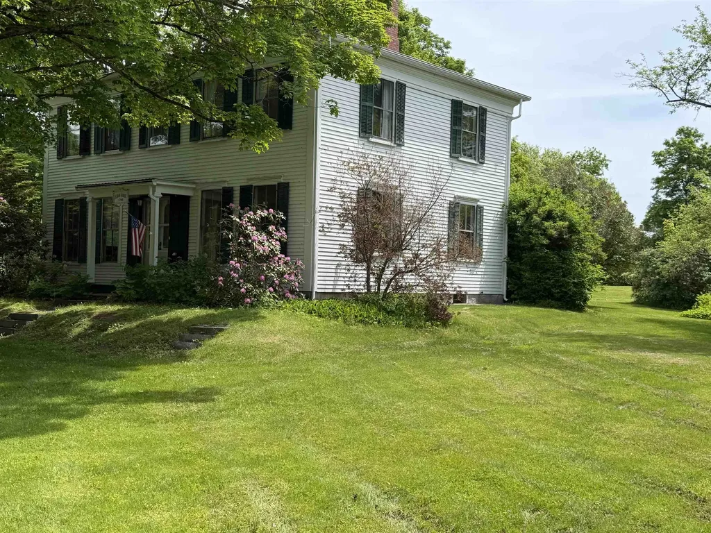 52 School Street Haverhill NH 03765