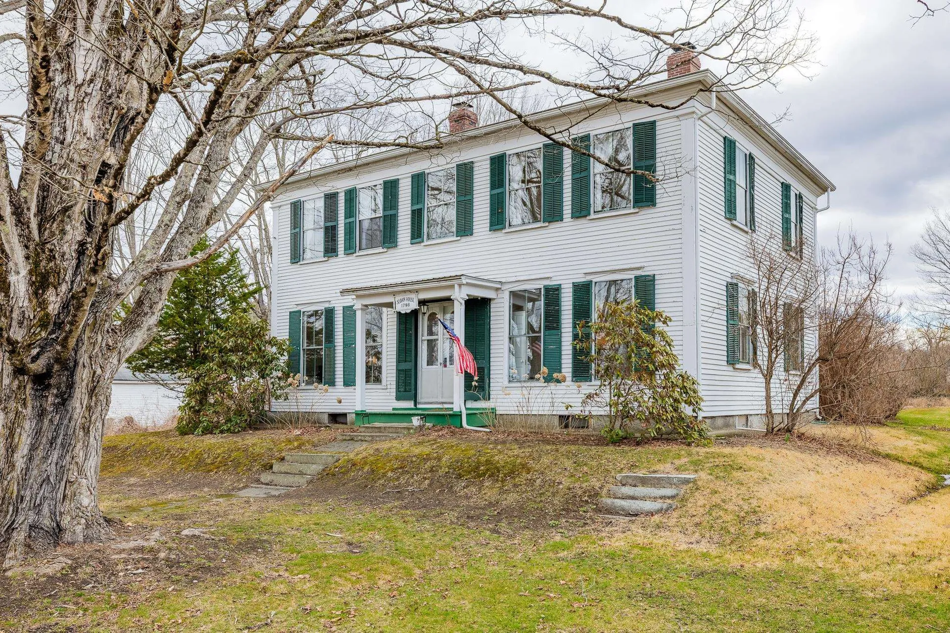 52 School Street Haverhill NH 03765