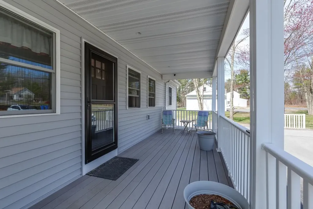 131 High Range Road Londonderry NH 03053