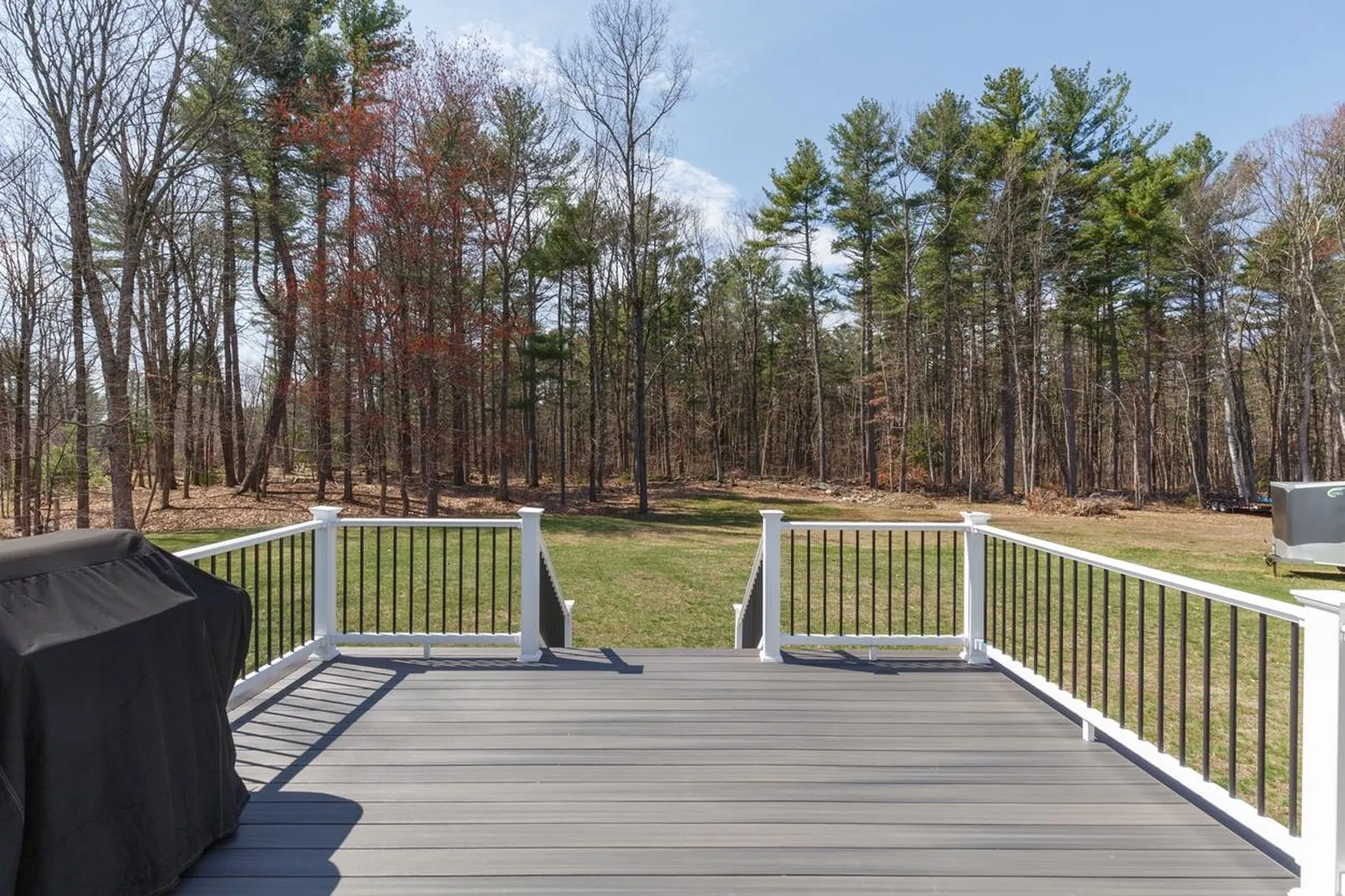131 High Range Road Londonderry NH 03053