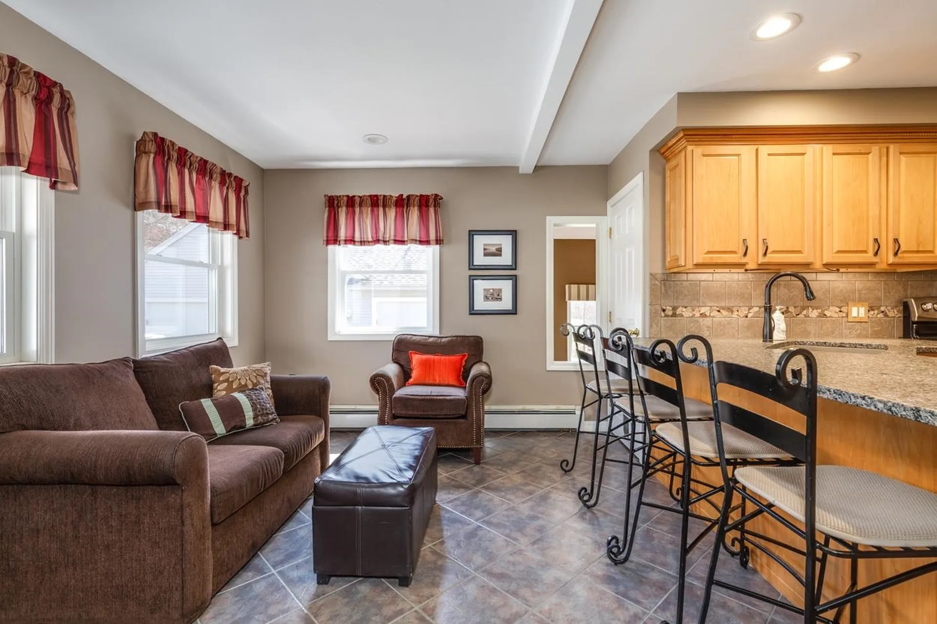 131 High Range Road Londonderry NH 03053