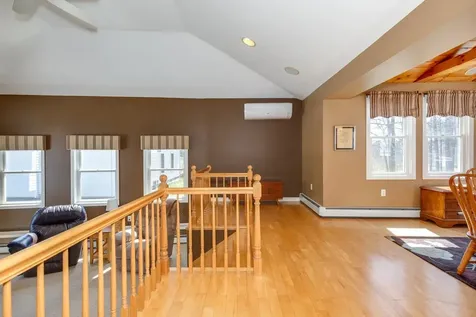 131 High Range Road Londonderry NH 03053