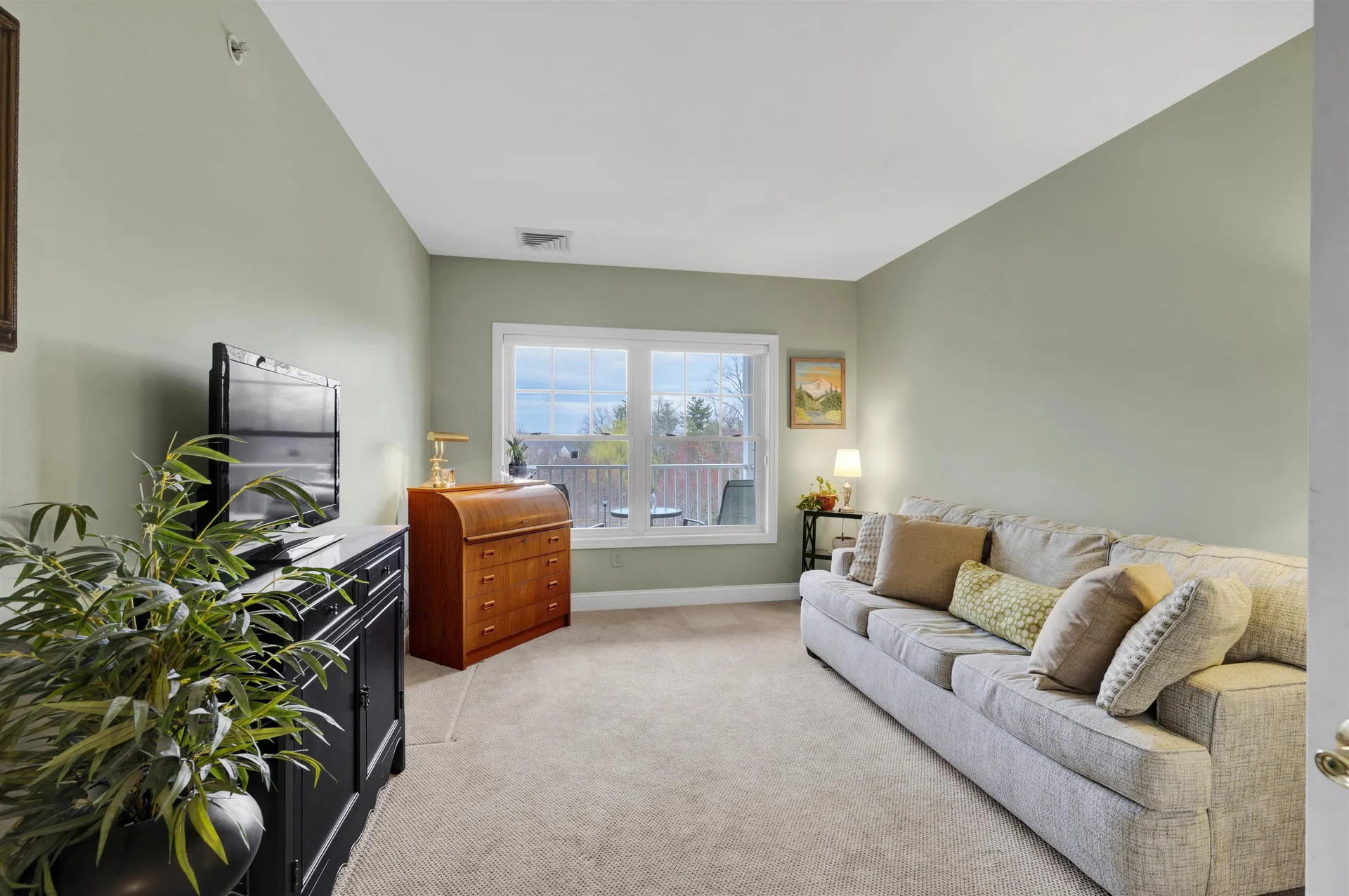 65 Hawthorne Drive Bedford NH 03110