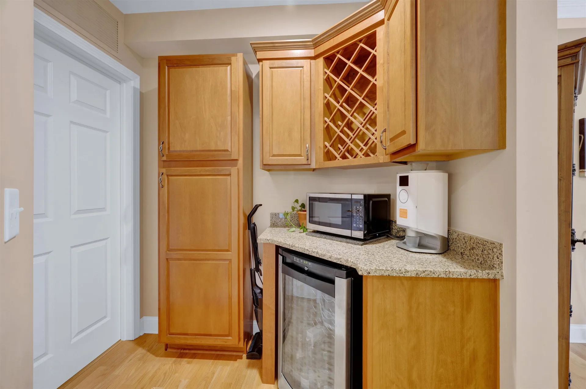65 Hawthorne Drive Bedford NH 03110