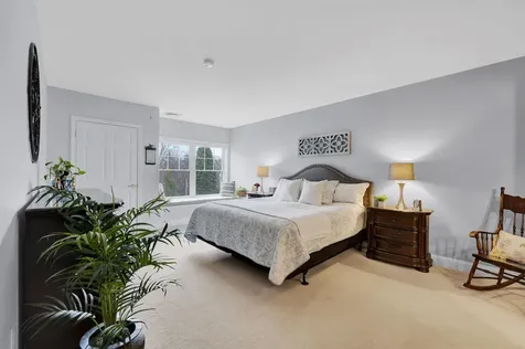 65 Hawthorne Drive Bedford NH 03110