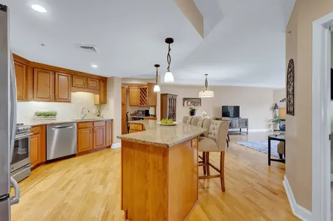 65 Hawthorne Drive Bedford NH 03110