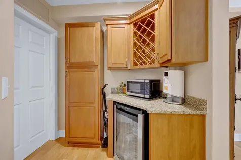 65 Hawthorne Drive Bedford NH 03110