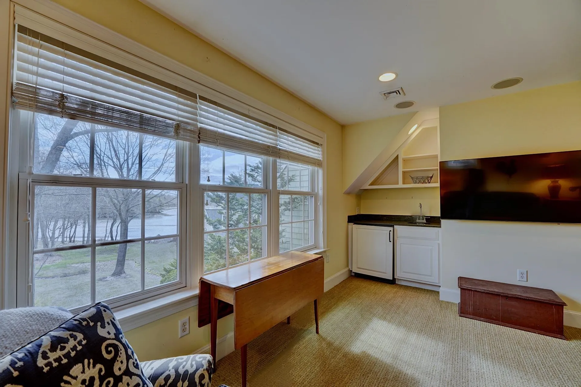 579 Sagamore Avenue Portsmouth NH 03801